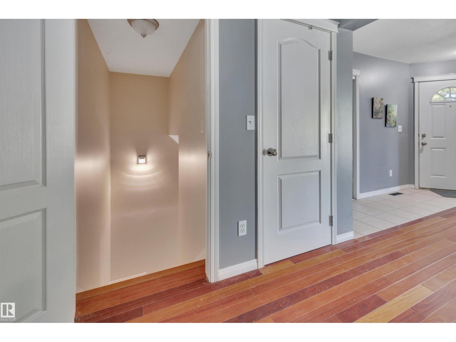#47 2505 42 ST NW — photo 17