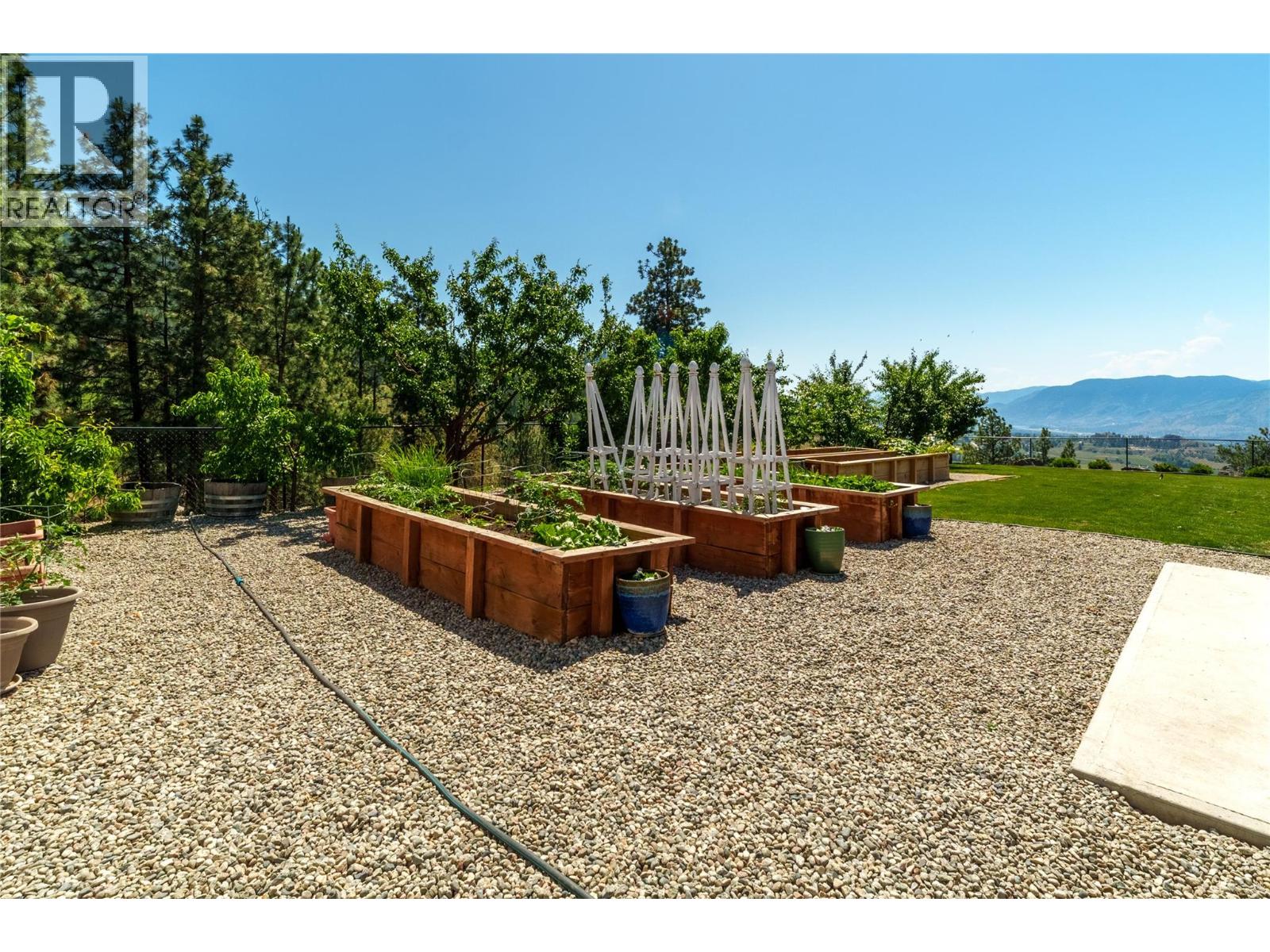 1276 Riddle Road - 80