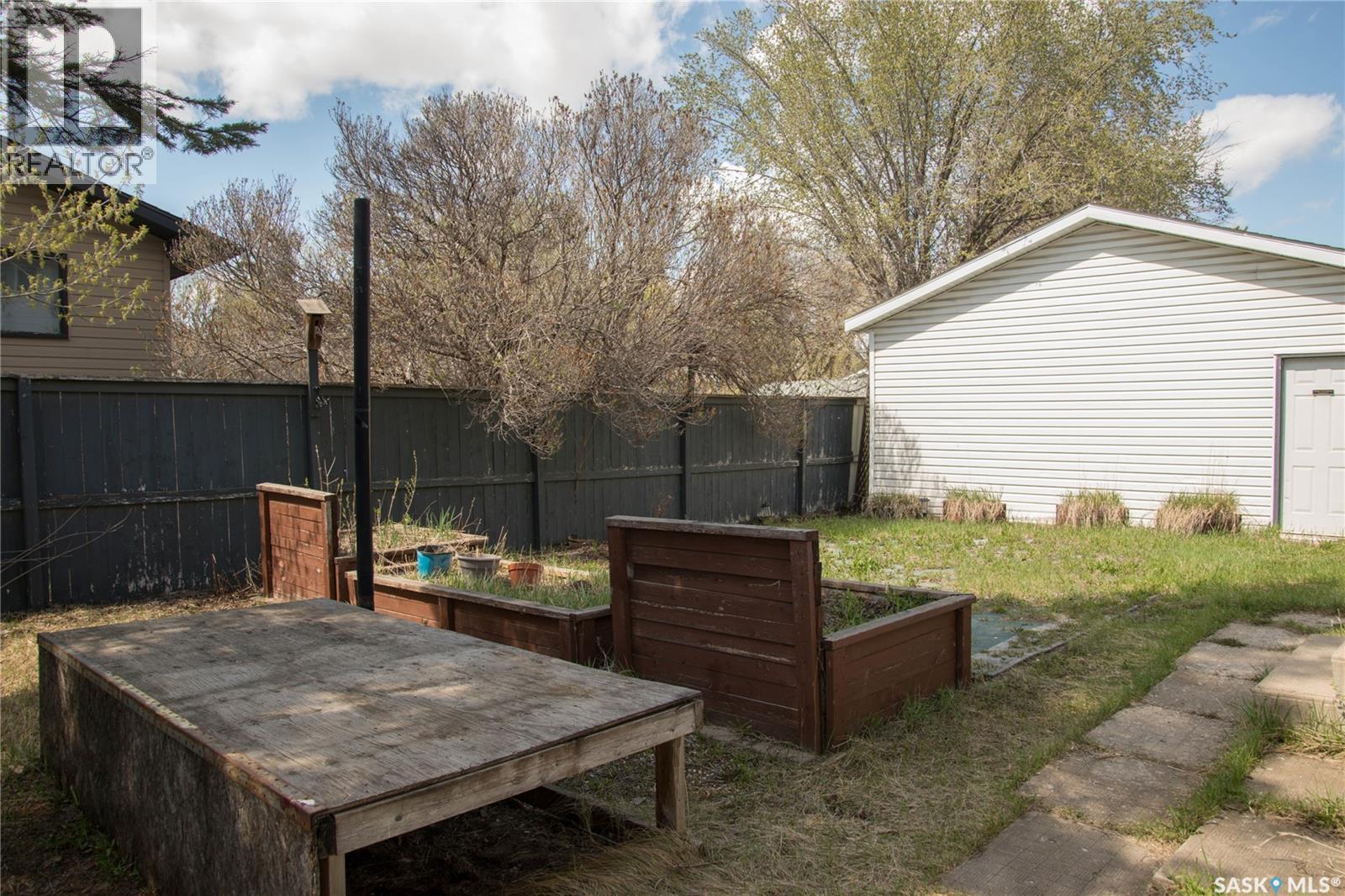 3017 Taylor STREET E - 28
