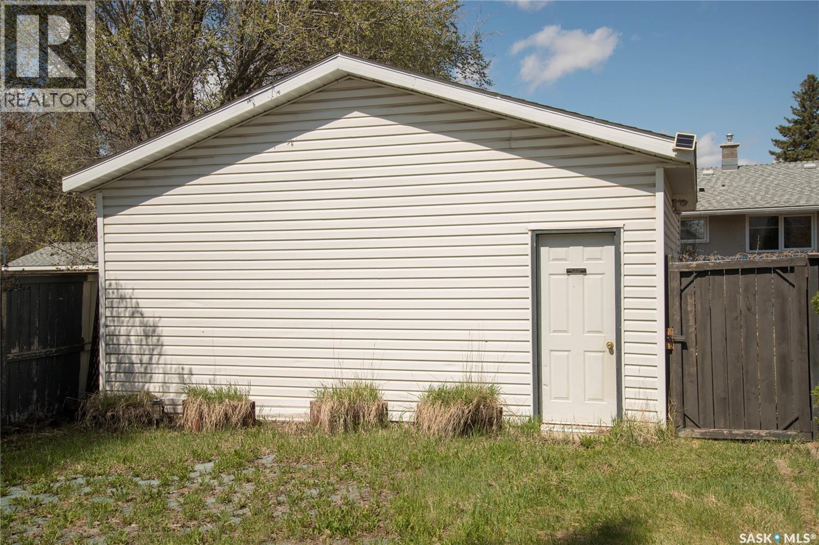 3017 Taylor STREET E - 29