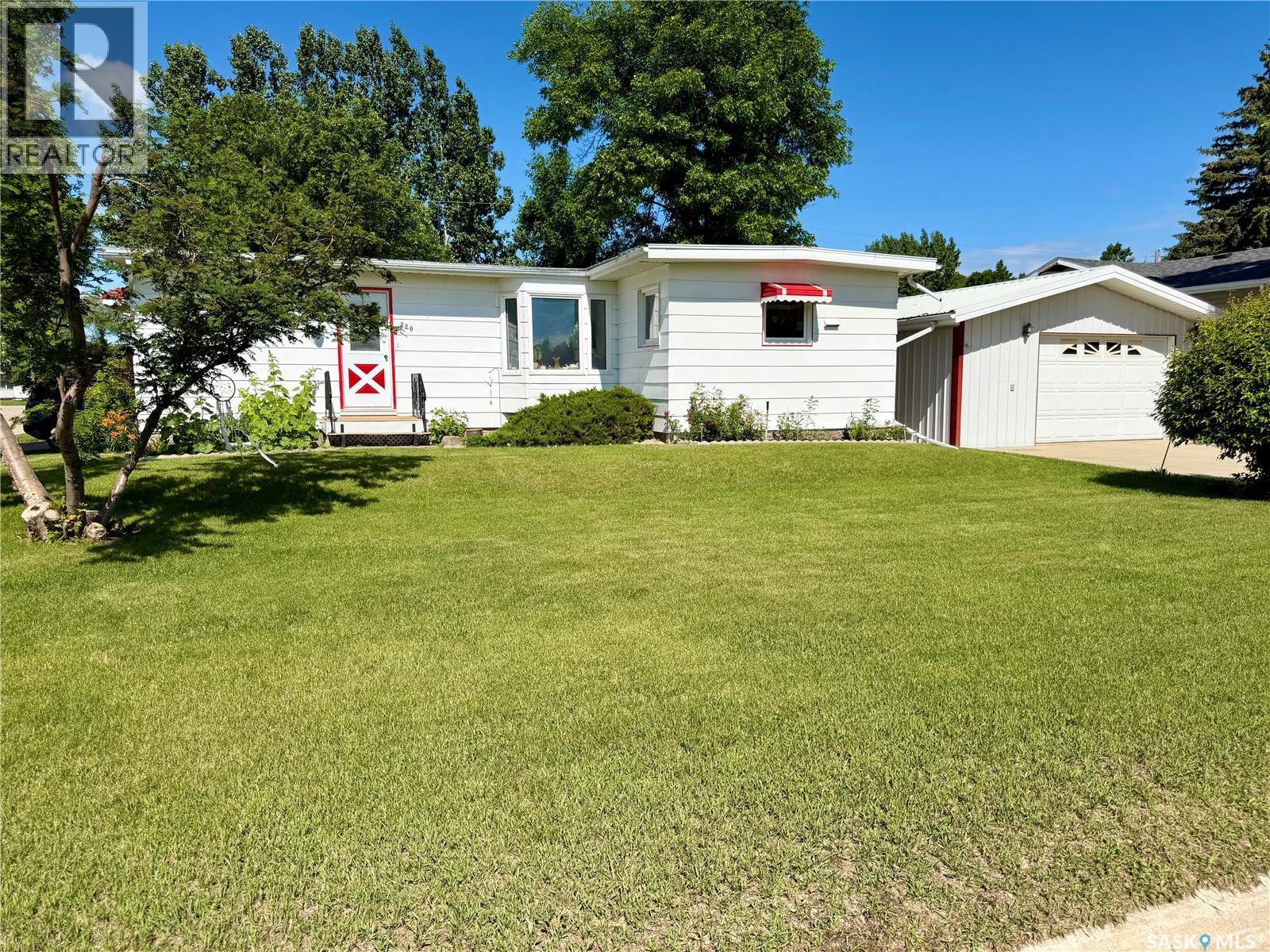 220 2nd STREET W - 1