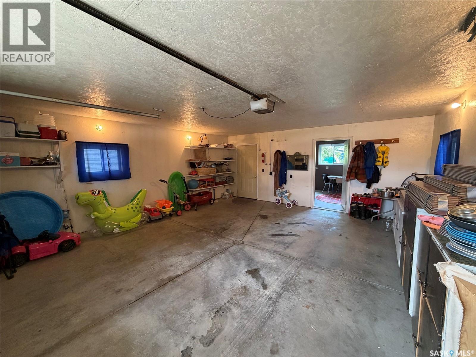 220 2nd STREET W - 37