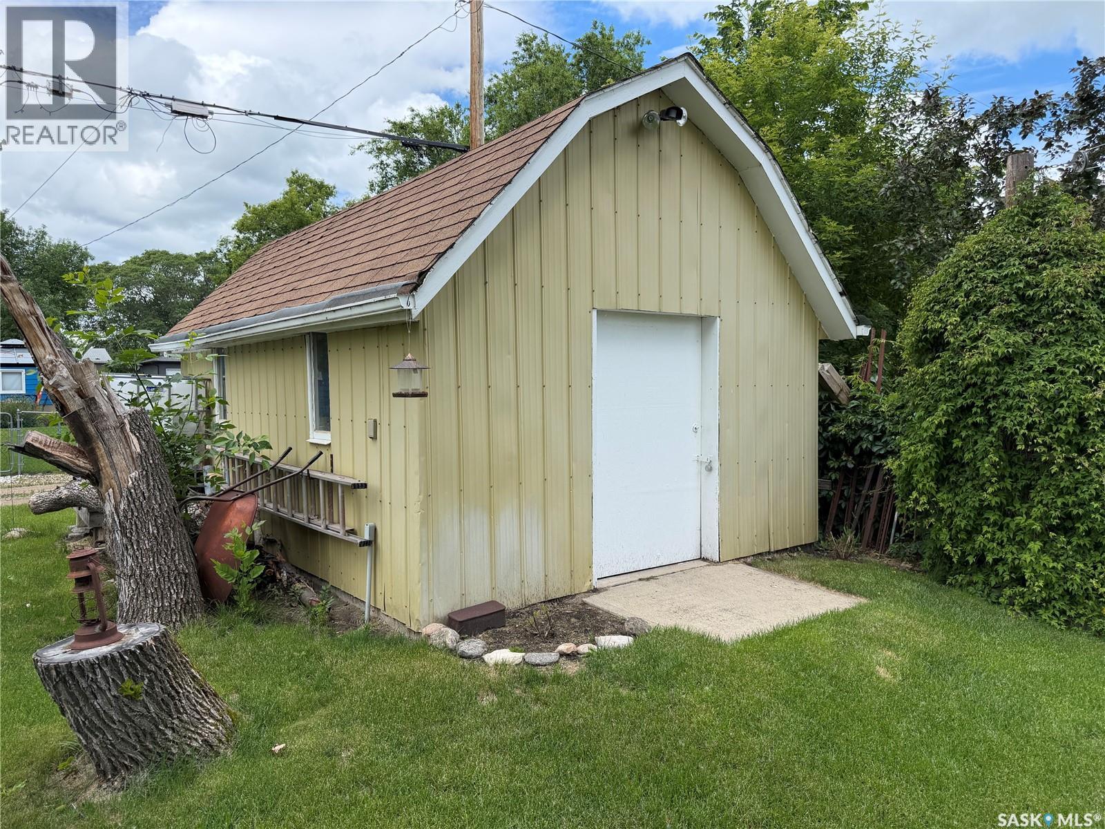 220 2nd STREET W - 42