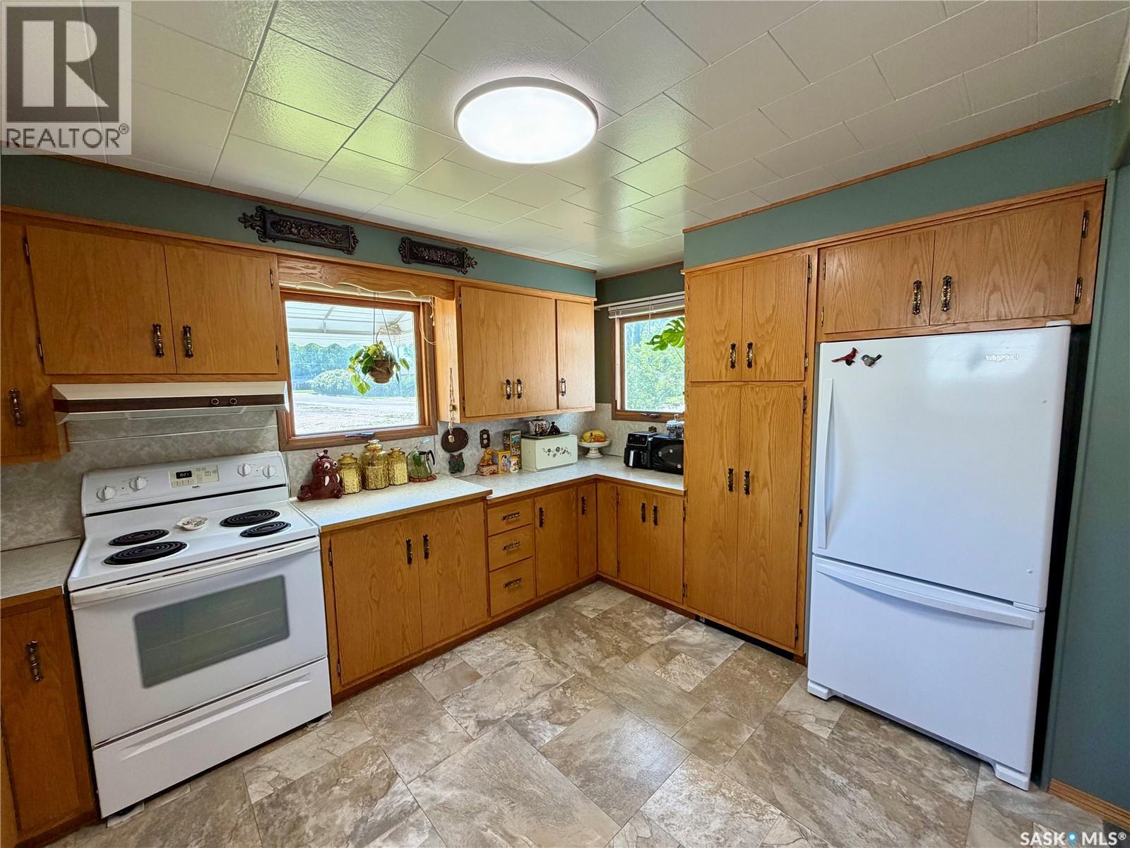 220 2nd STREET W - 8
