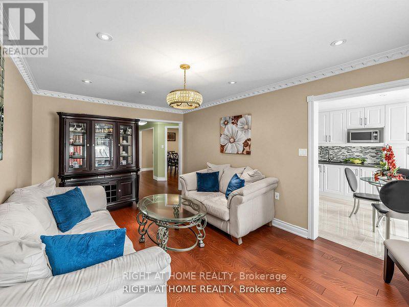 7068 ROSEHURST DRIVE - 18