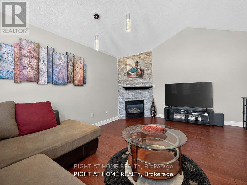 7068 ROSEHURST DRIVE - 22