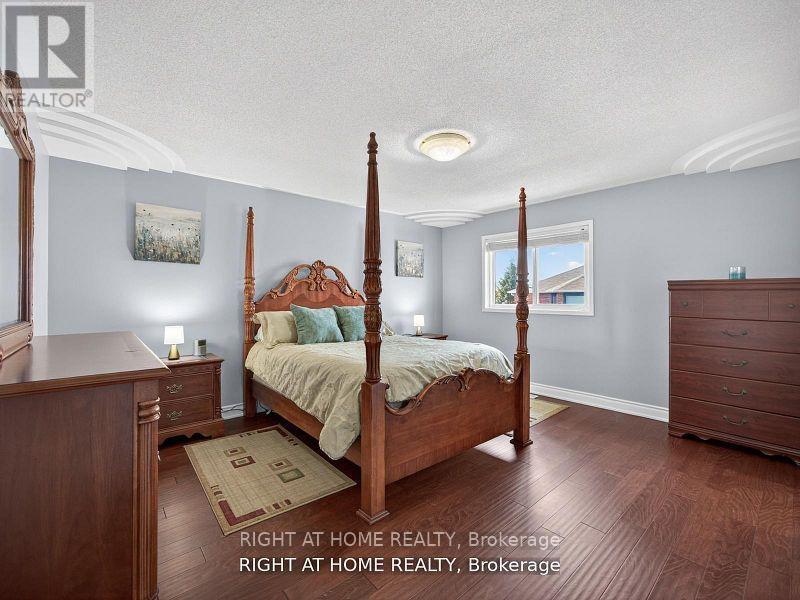 7068 ROSEHURST DRIVE - 25
