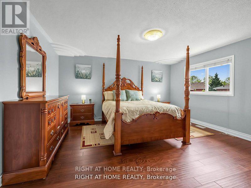 7068 ROSEHURST DRIVE - 26