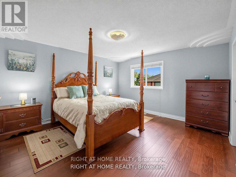 7068 ROSEHURST DRIVE - 27