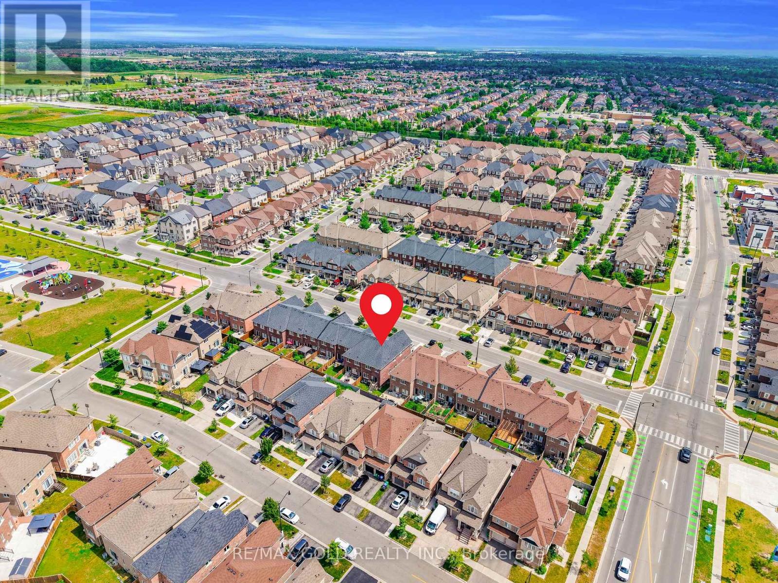 486 QUEEN MARY DRIVE - 36