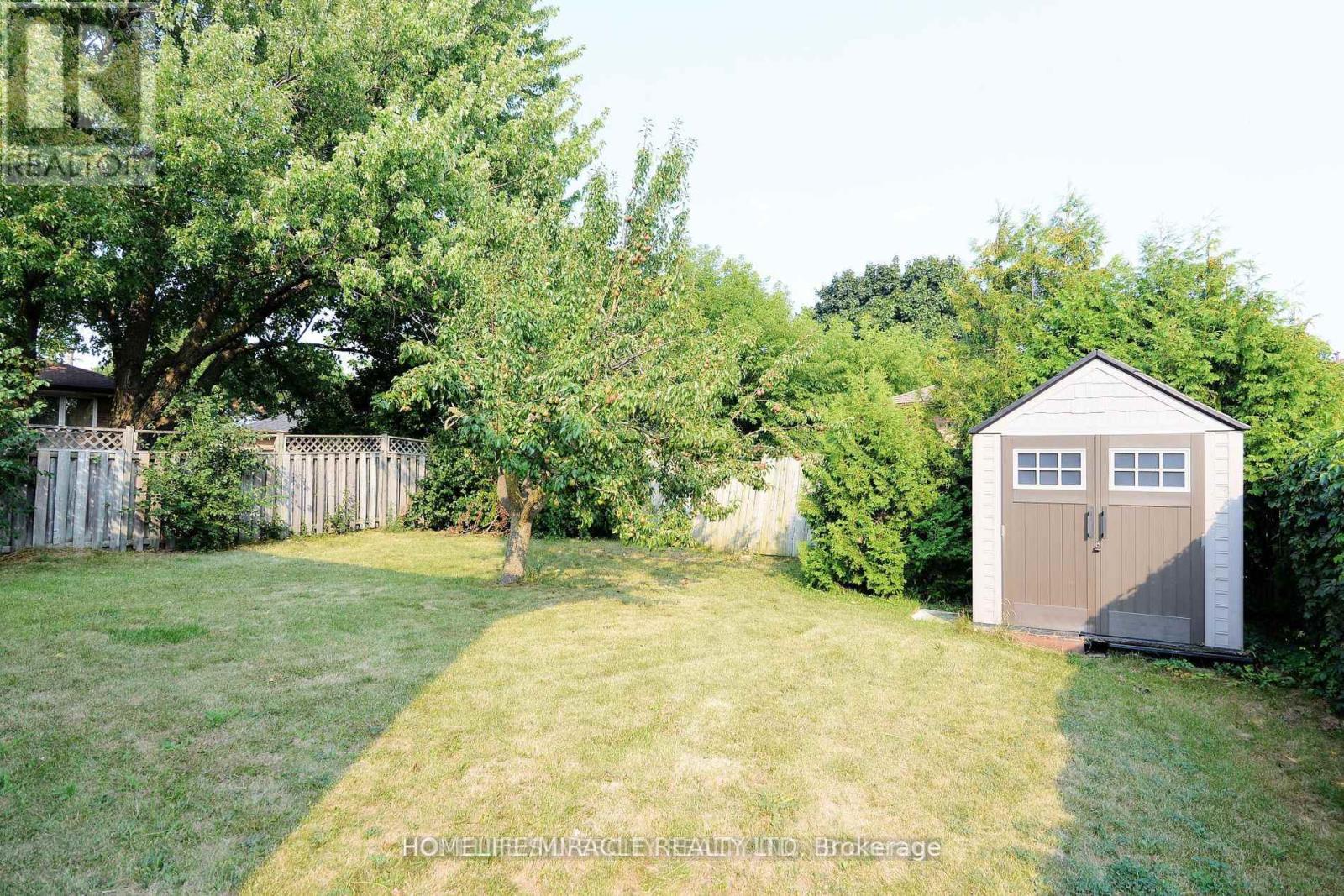 88 ARDGLEN DRIVE - 30