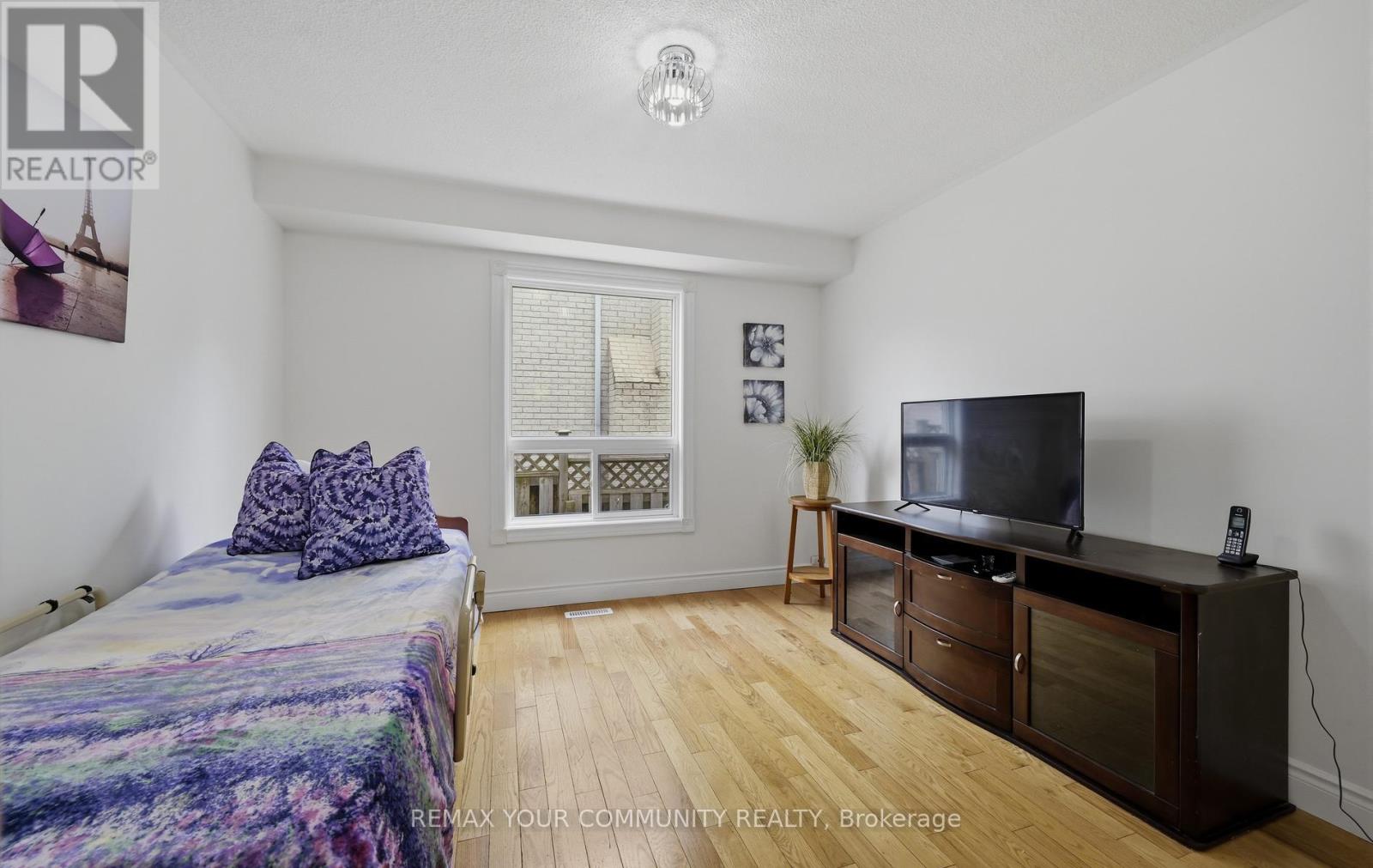 1554 SAUGEEN DRIVE - 16
