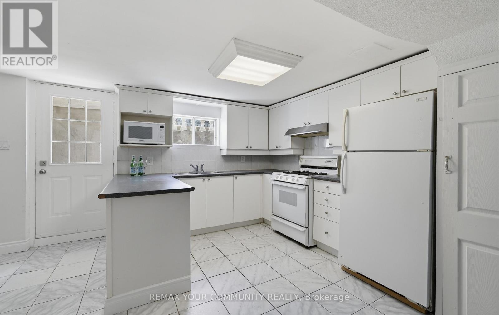 1554 SAUGEEN DRIVE - 29