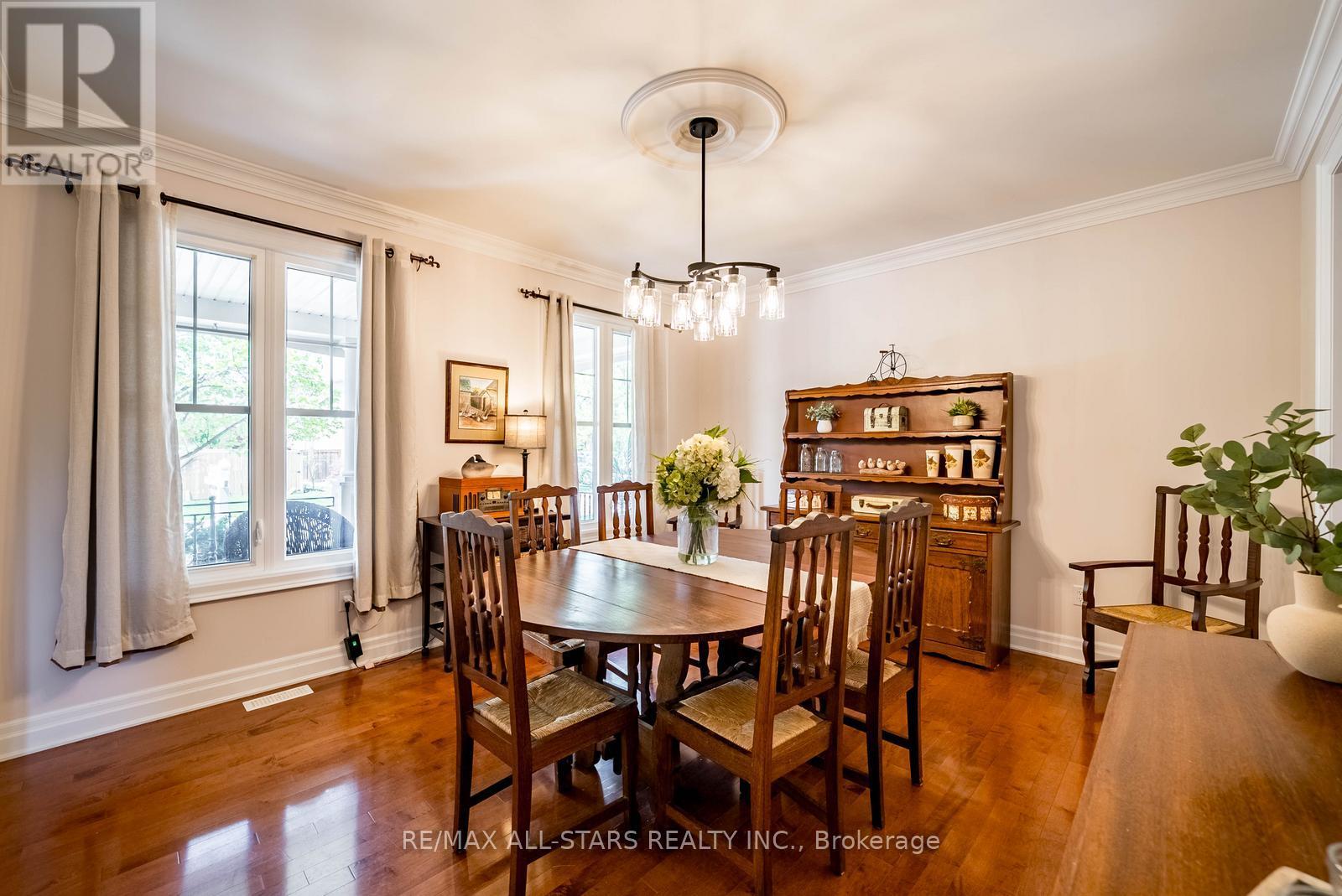53 GRICE CIRCLE - 10