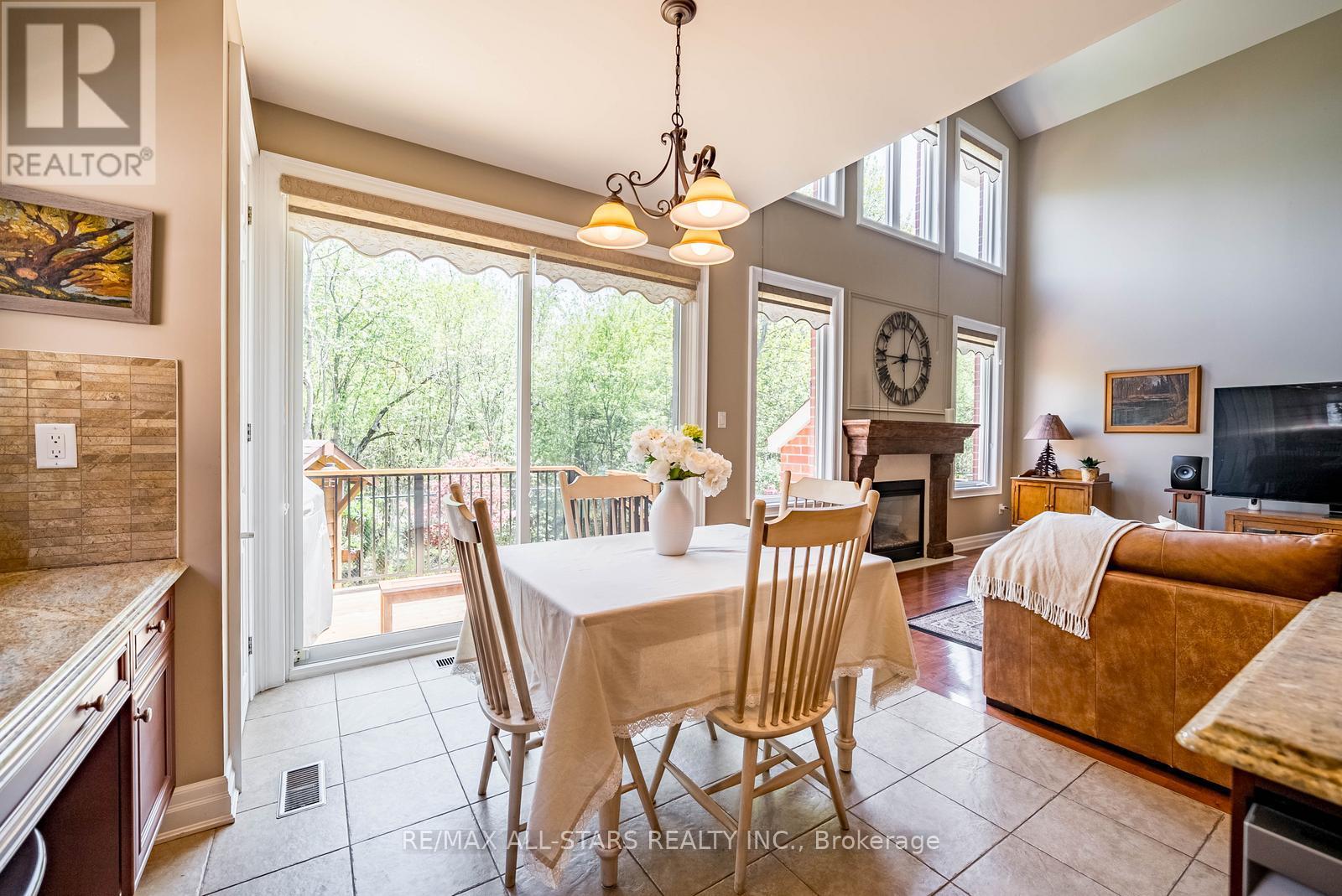53 GRICE CIRCLE - 20
