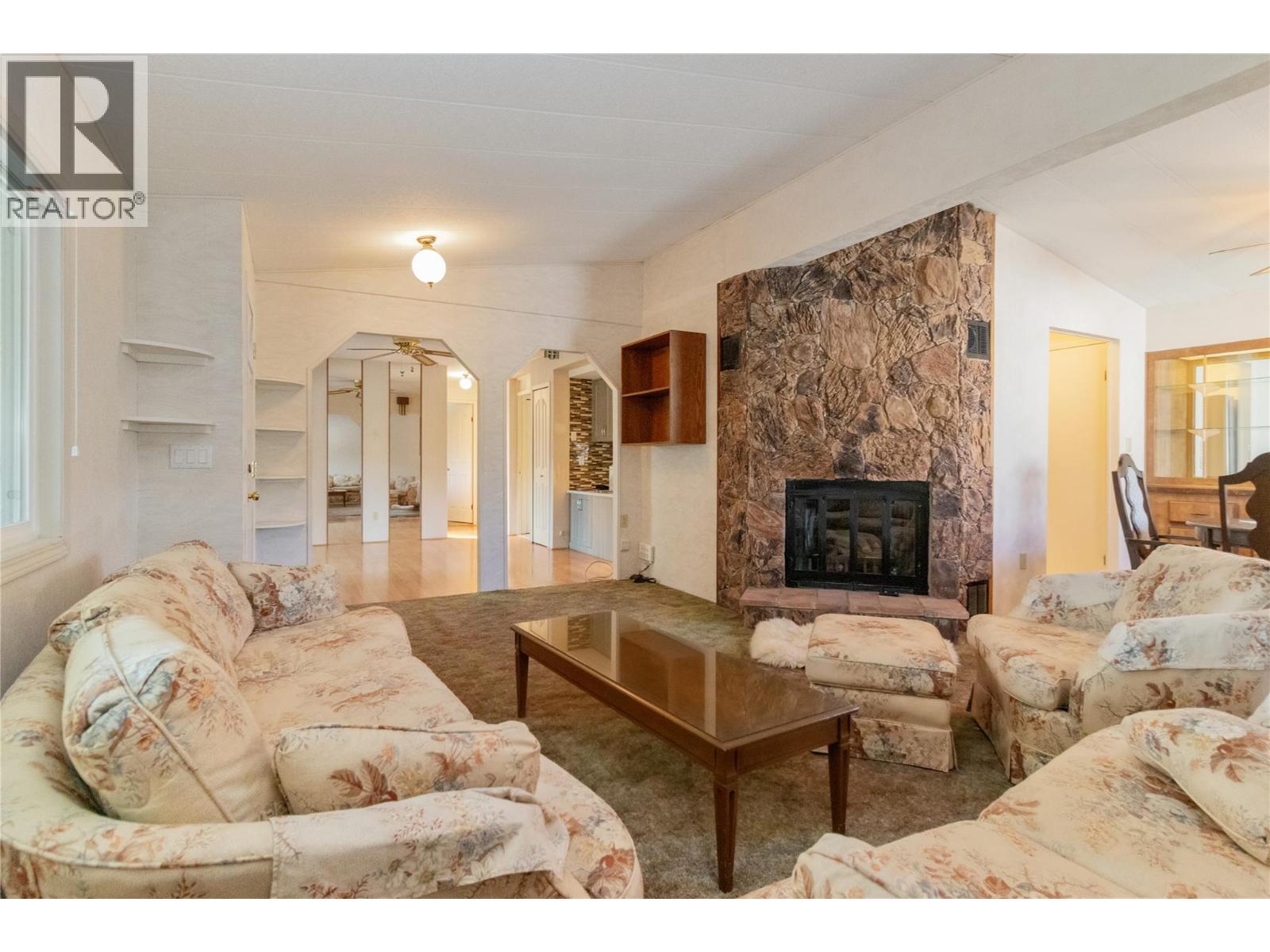 #44 2098 Boucherie Road - 17