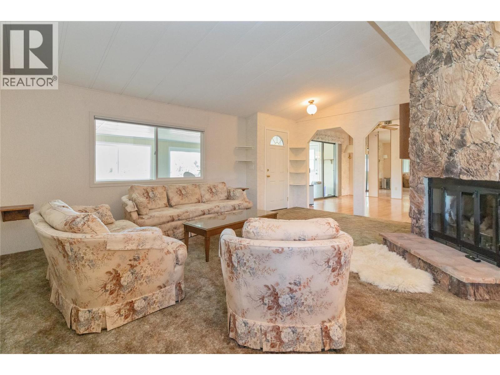 #44 2098 Boucherie Road - 18