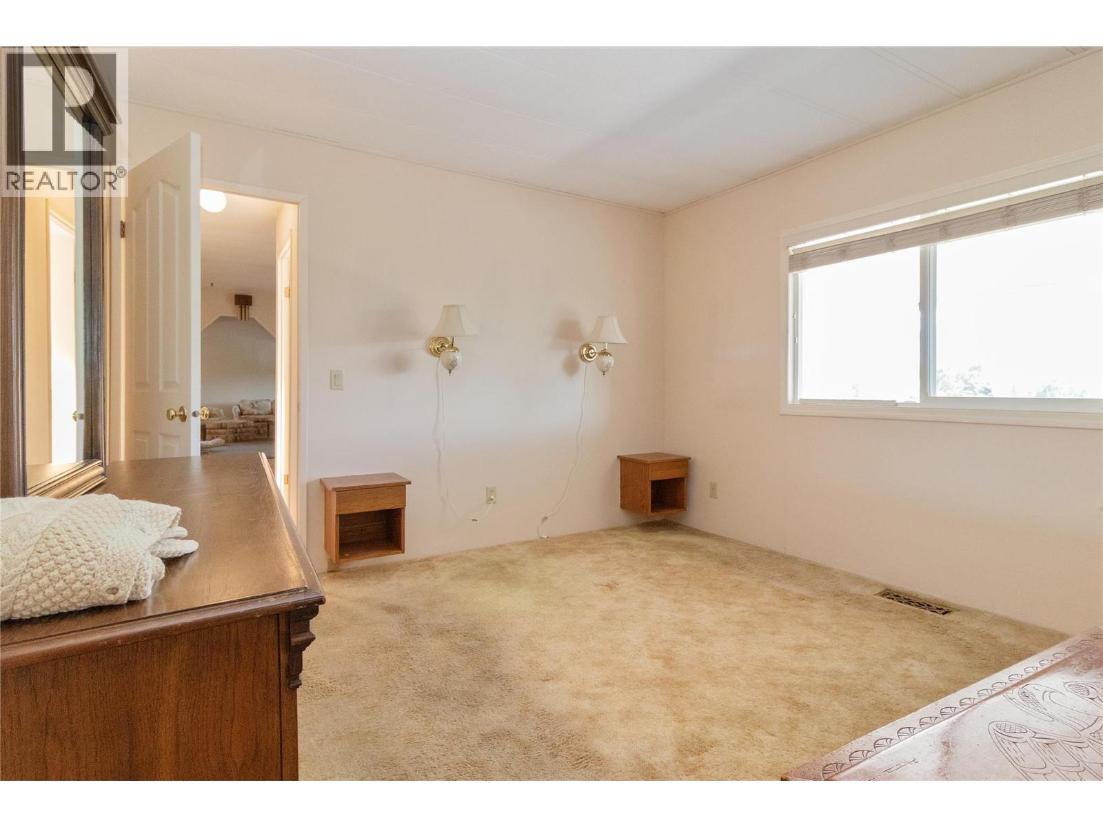 #44 2098 Boucherie Road - 29