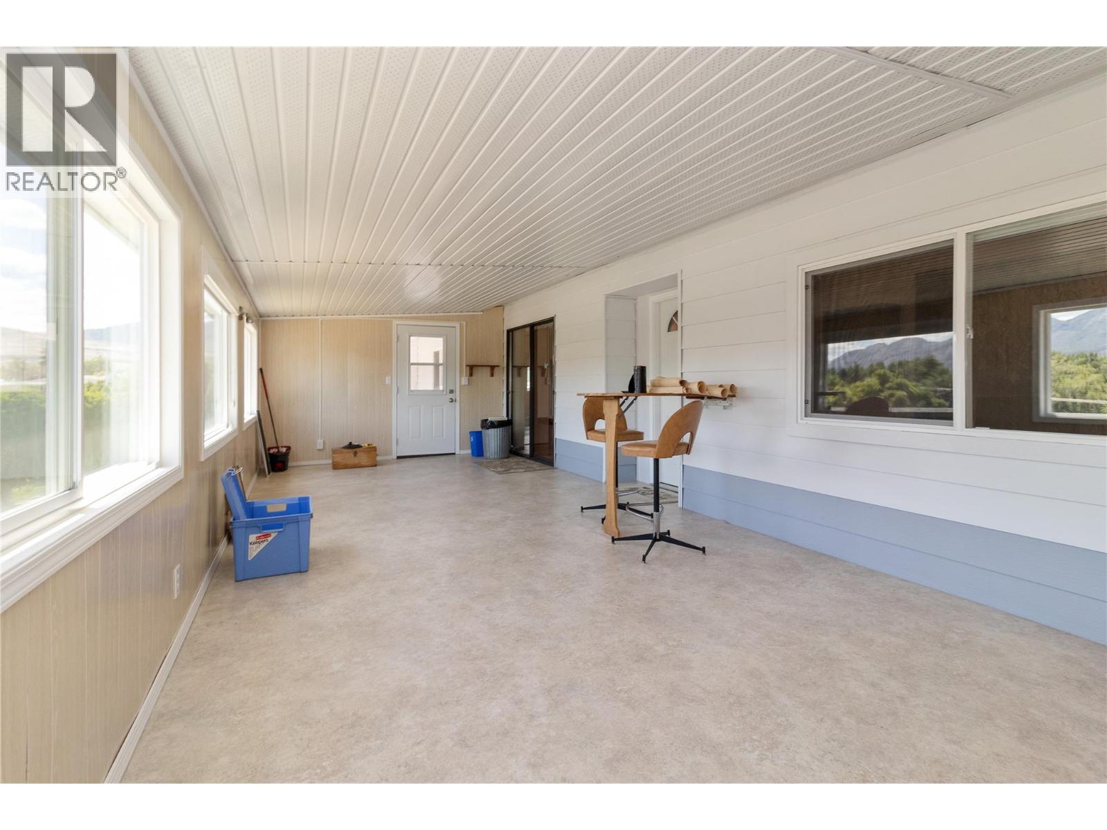 #44 2098 Boucherie Road - 35