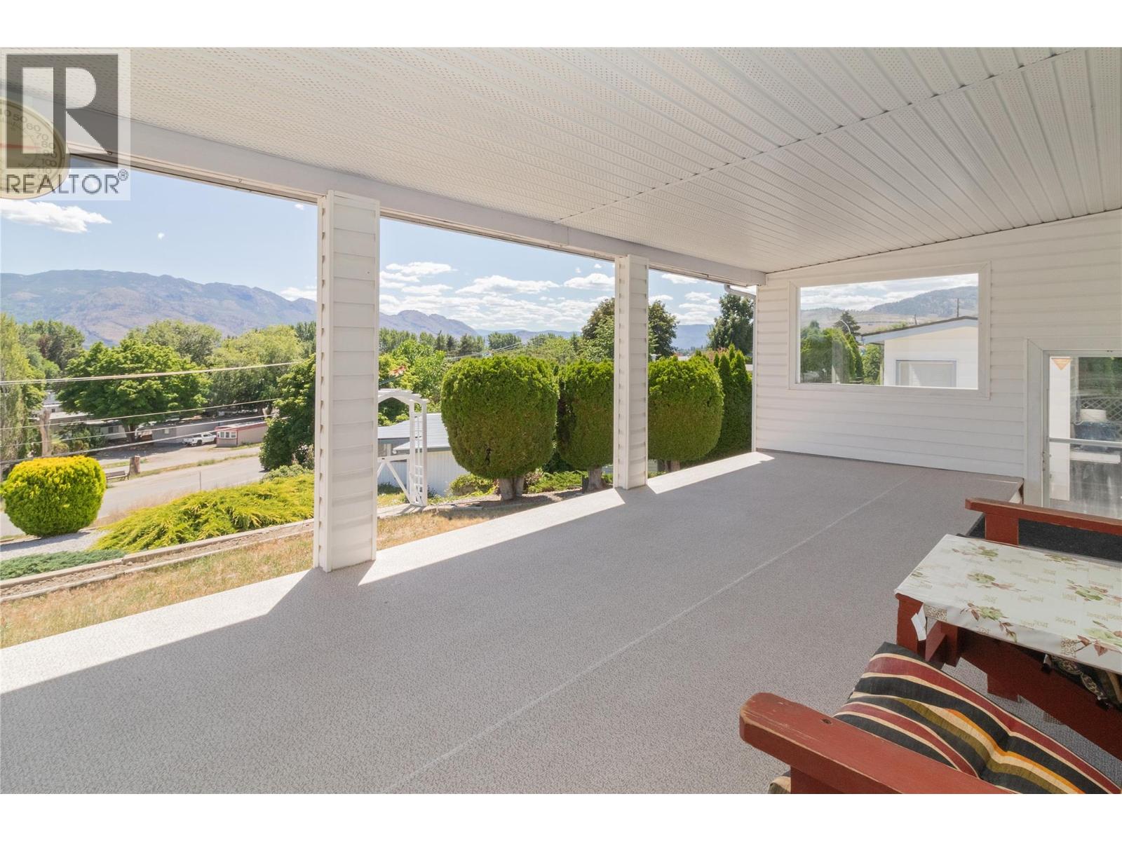 #44 2098 Boucherie Road - 36