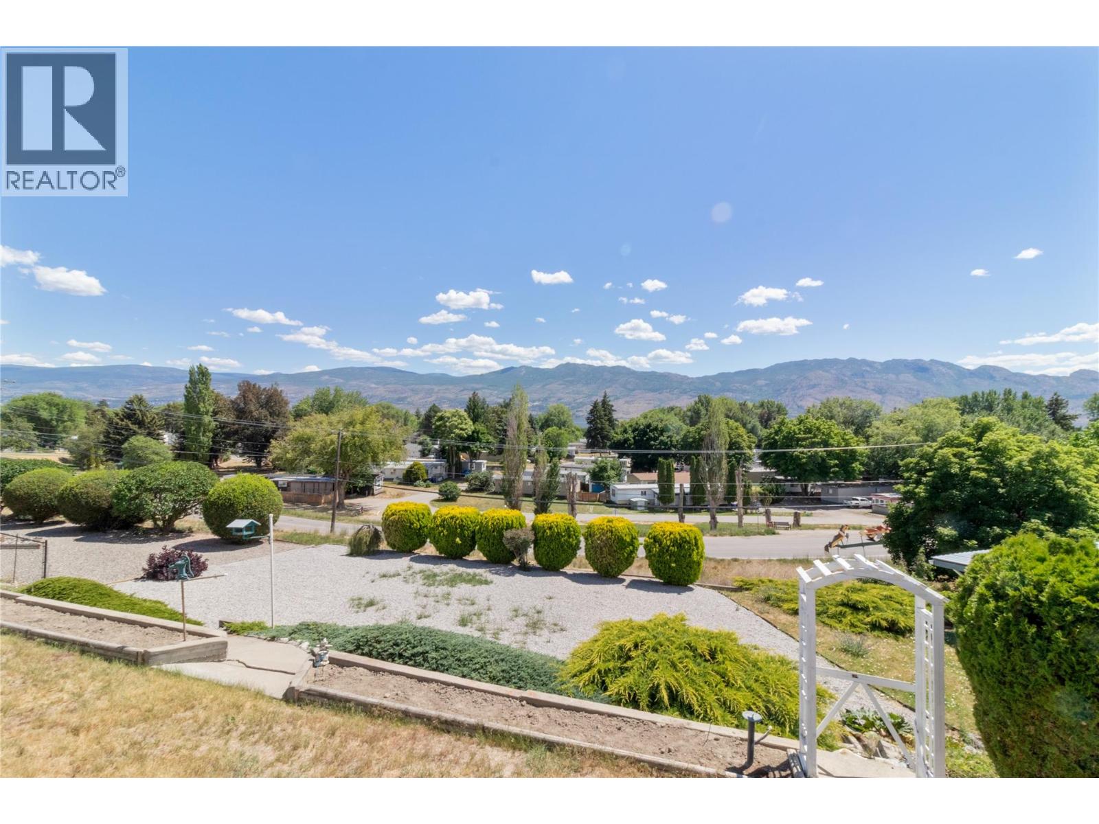 #44 2098 Boucherie Road - 37