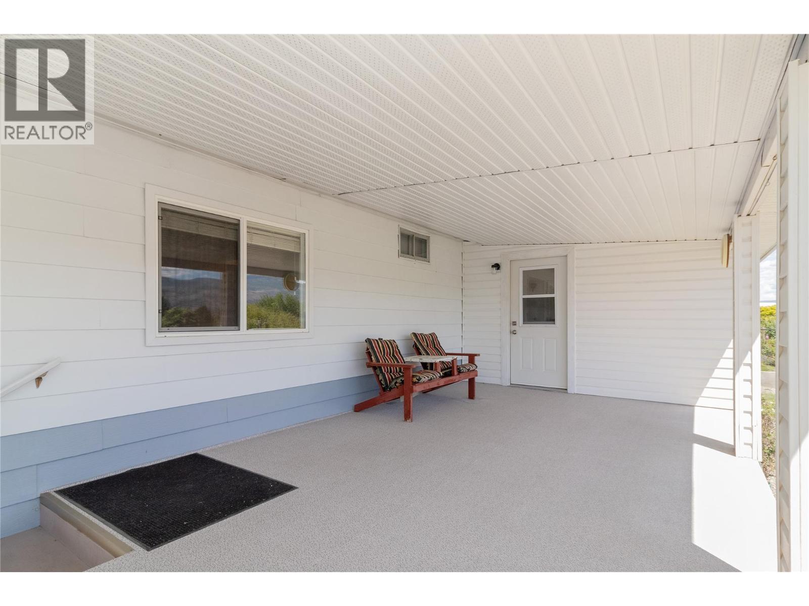 #44 2098 Boucherie Road - 38