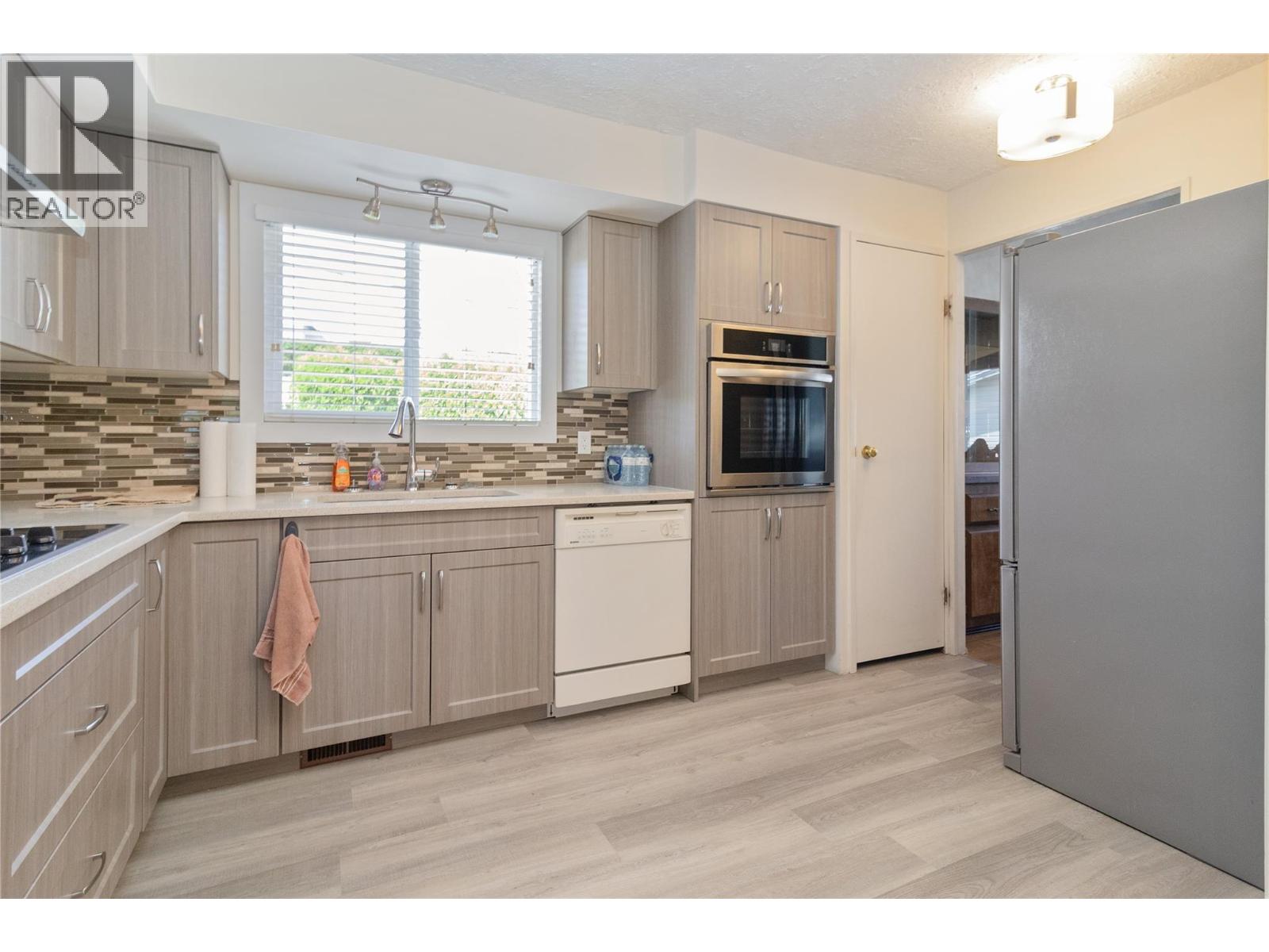 #44 2098 Boucherie Road - 8