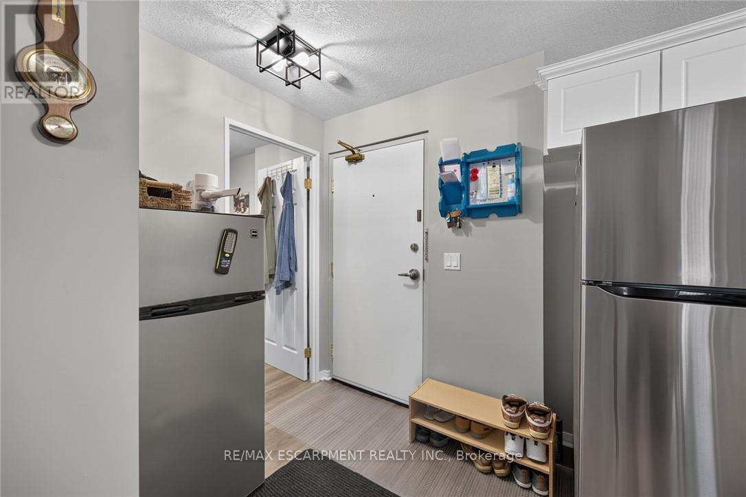 #103 12 ST ANDREW STREET - 20