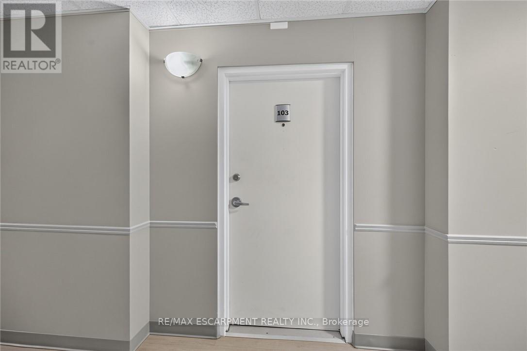 #103 12 ST ANDREW STREET - 26