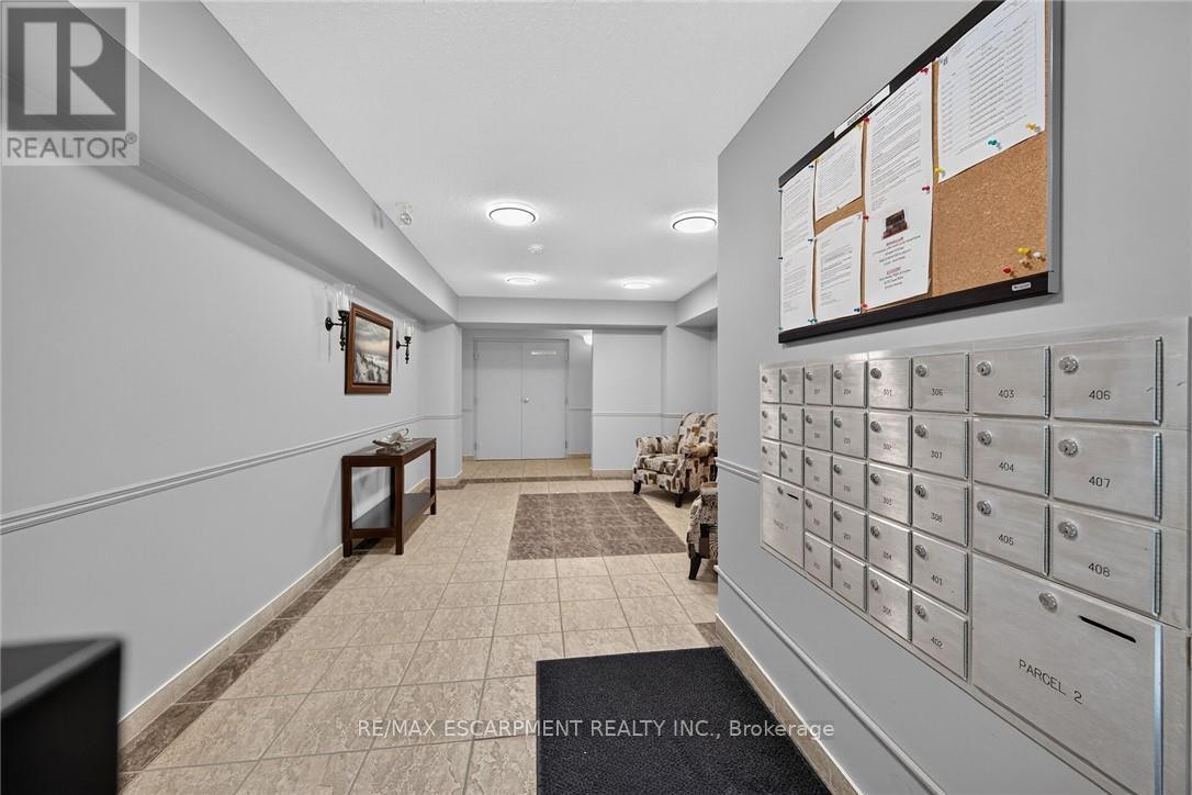 #103 12 ST ANDREW STREET - 28