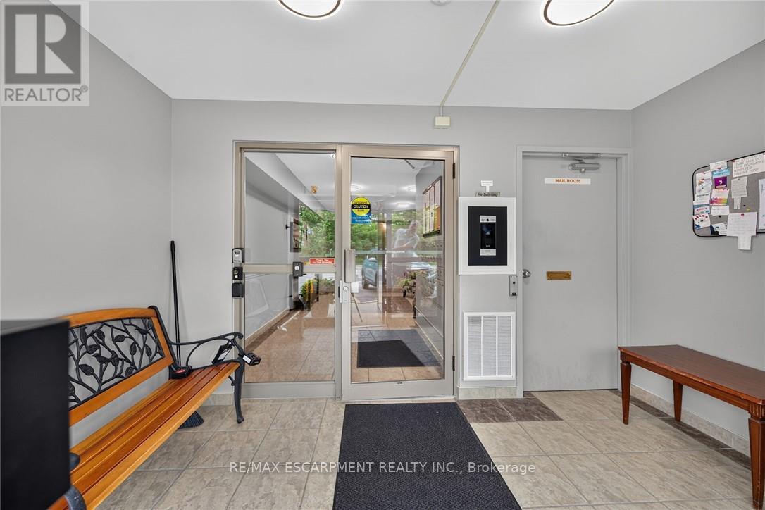 #103 12 ST ANDREW STREET - 29