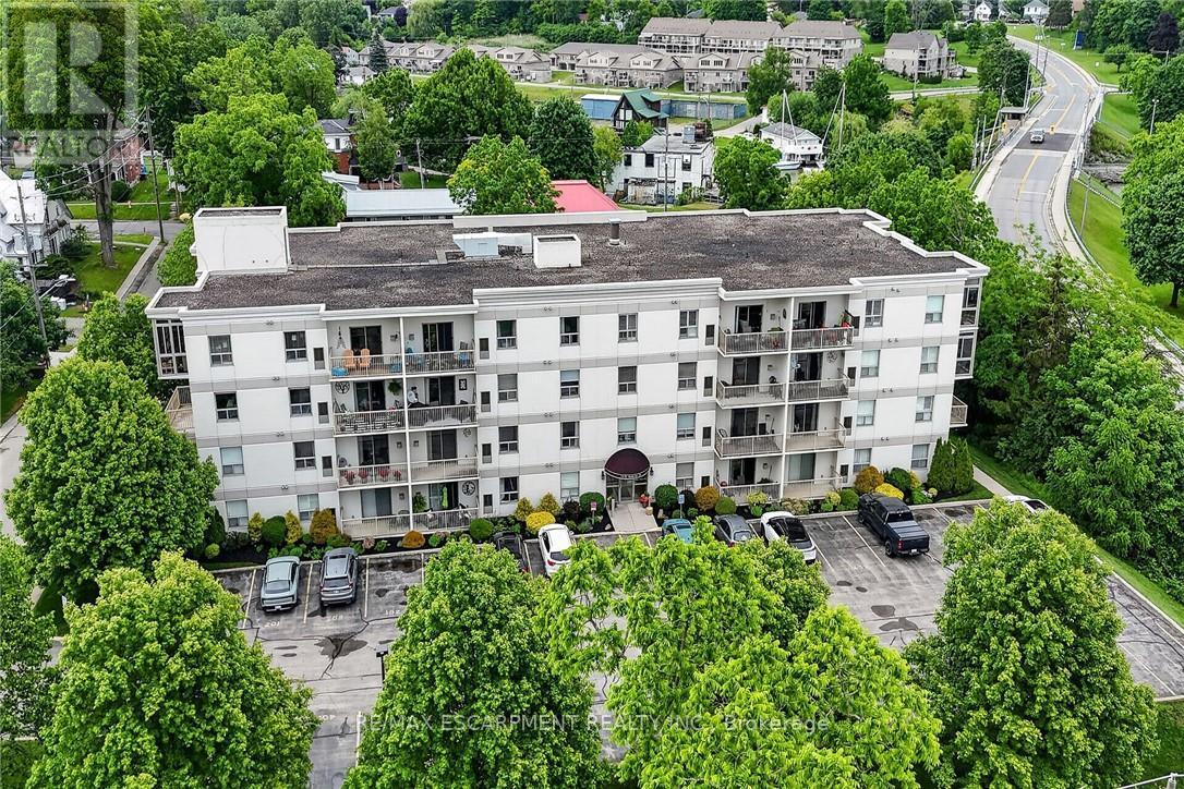 #103 12 ST ANDREW STREET - 39