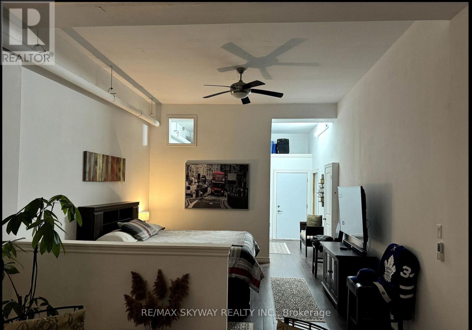 108 DUNCAN STREET - 2