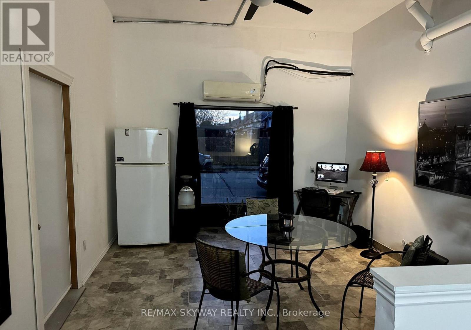 108 DUNCAN STREET - 4