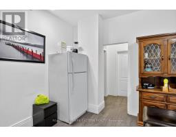 273 Thomas Street, Peterborough, ON K9J5E7 Photo 8