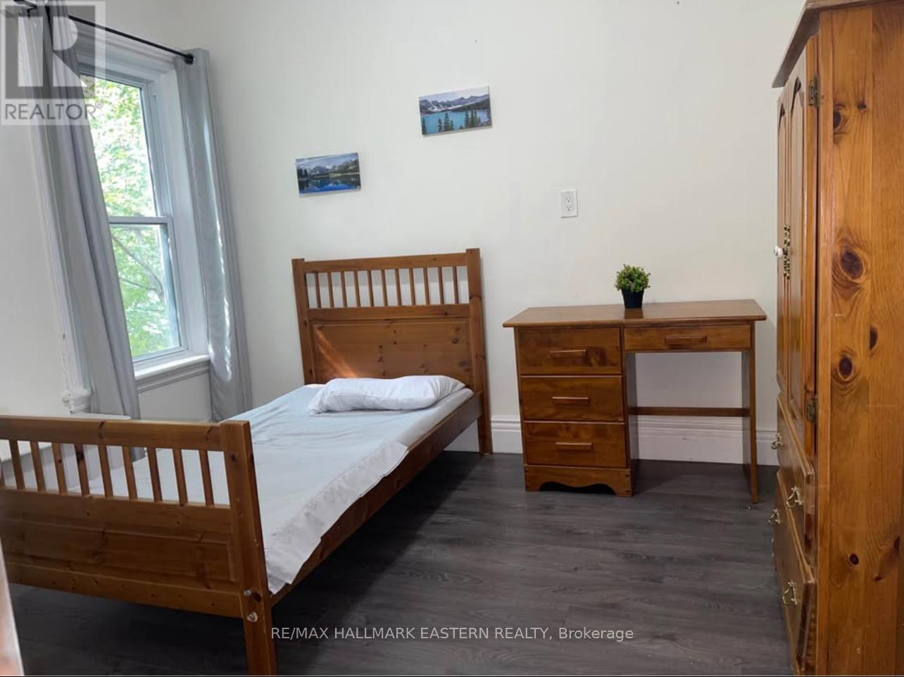 271 THOMAS STREET - 21