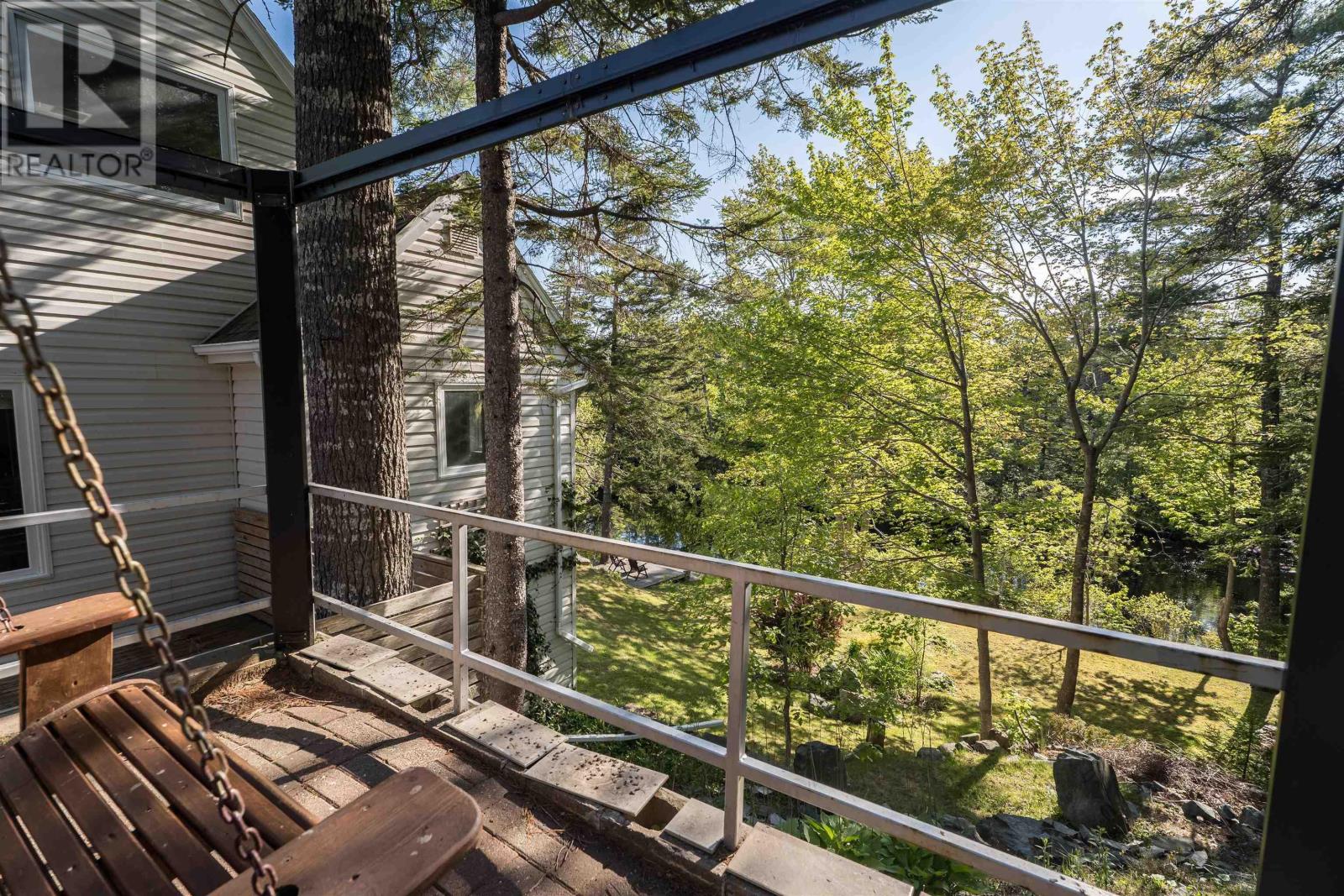 10 Riverfront Court - 33