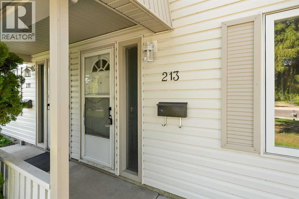 213, 5831 57 Street - photo 2