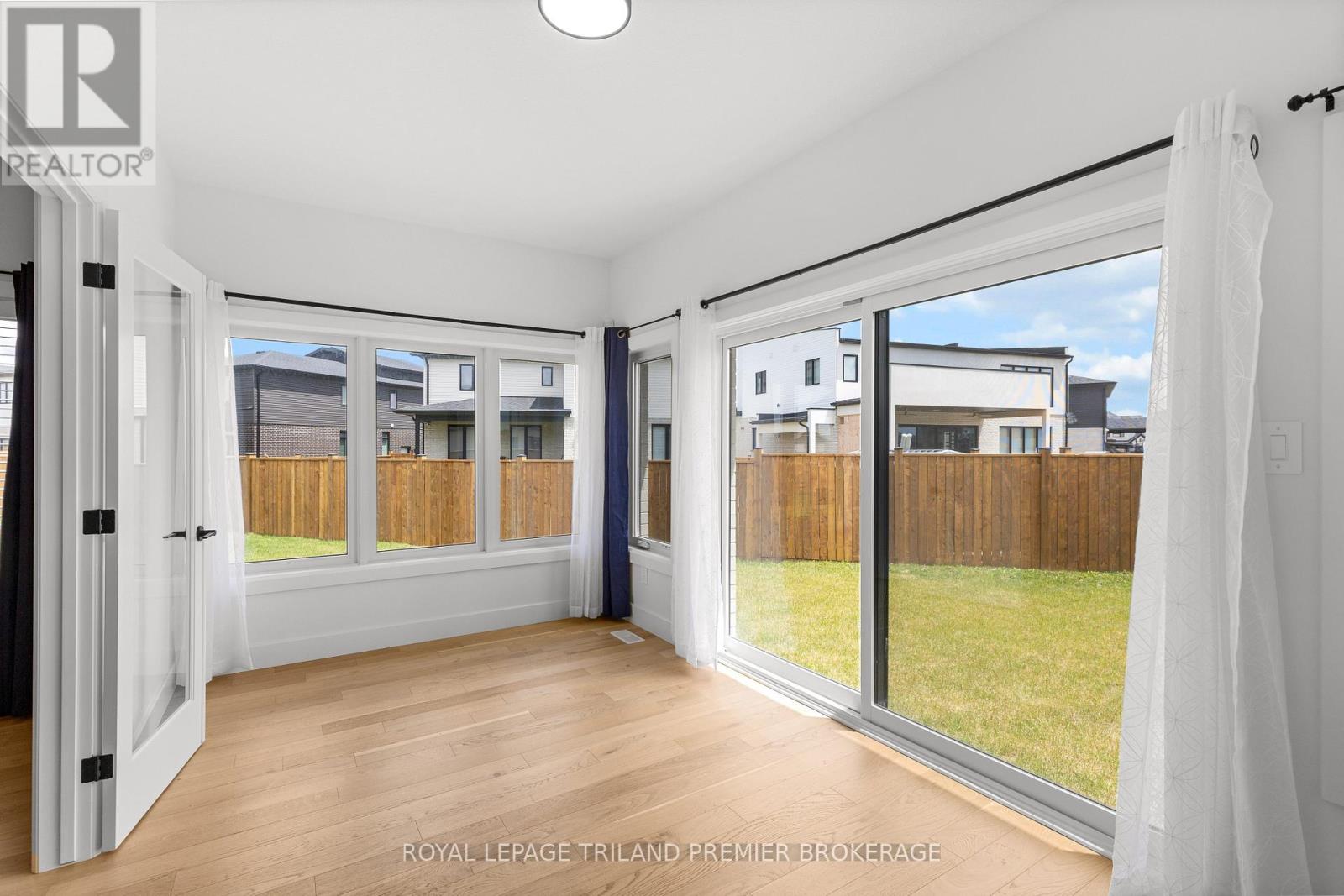 1346 BUSH HILL LINK - 16