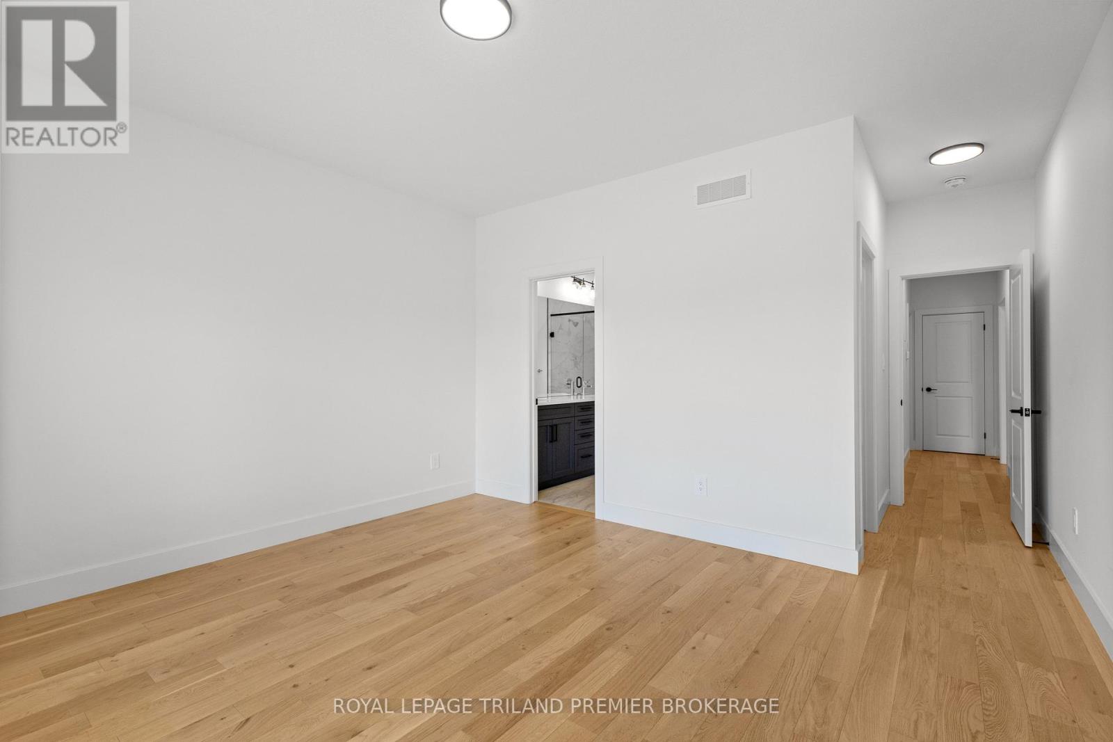 1346 BUSH HILL LINK - 18