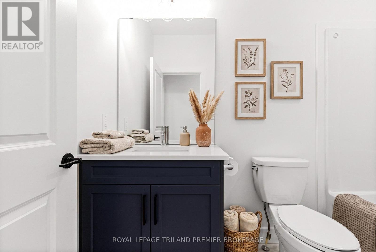 1346 BUSH HILL LINK - 23