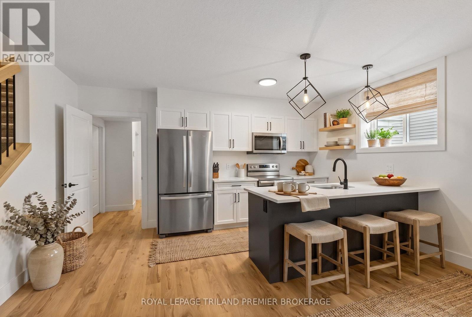 1346 BUSH HILL LINK - 29