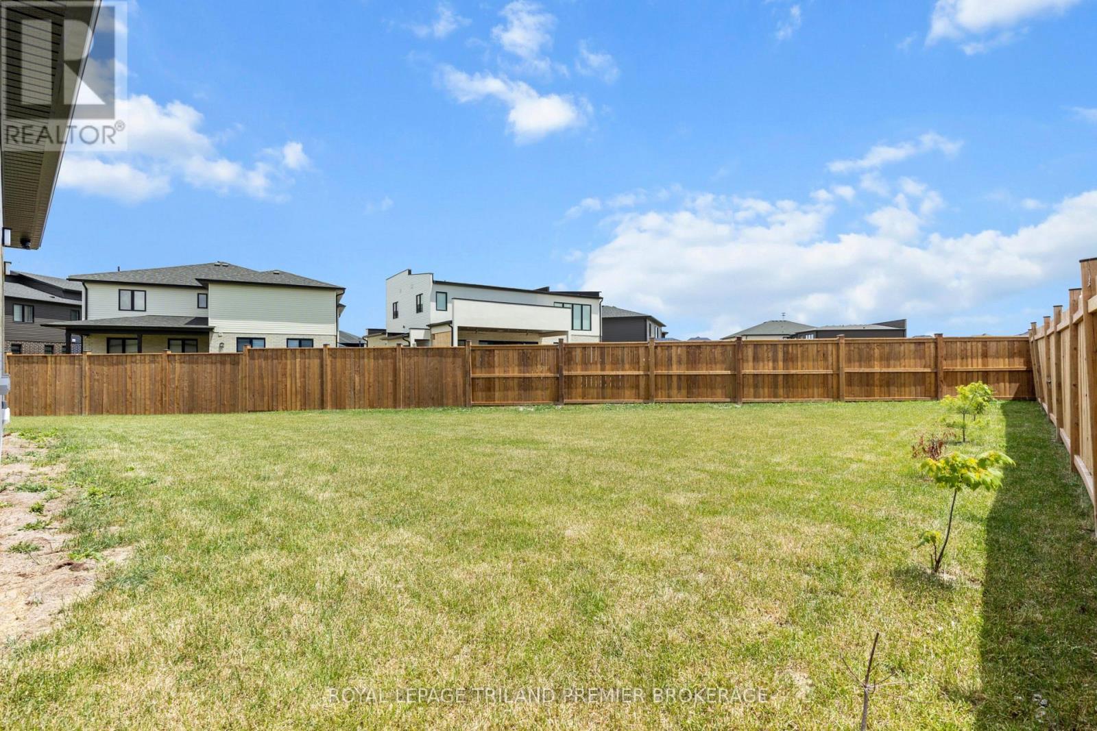 1346 BUSH HILL LINK - 43