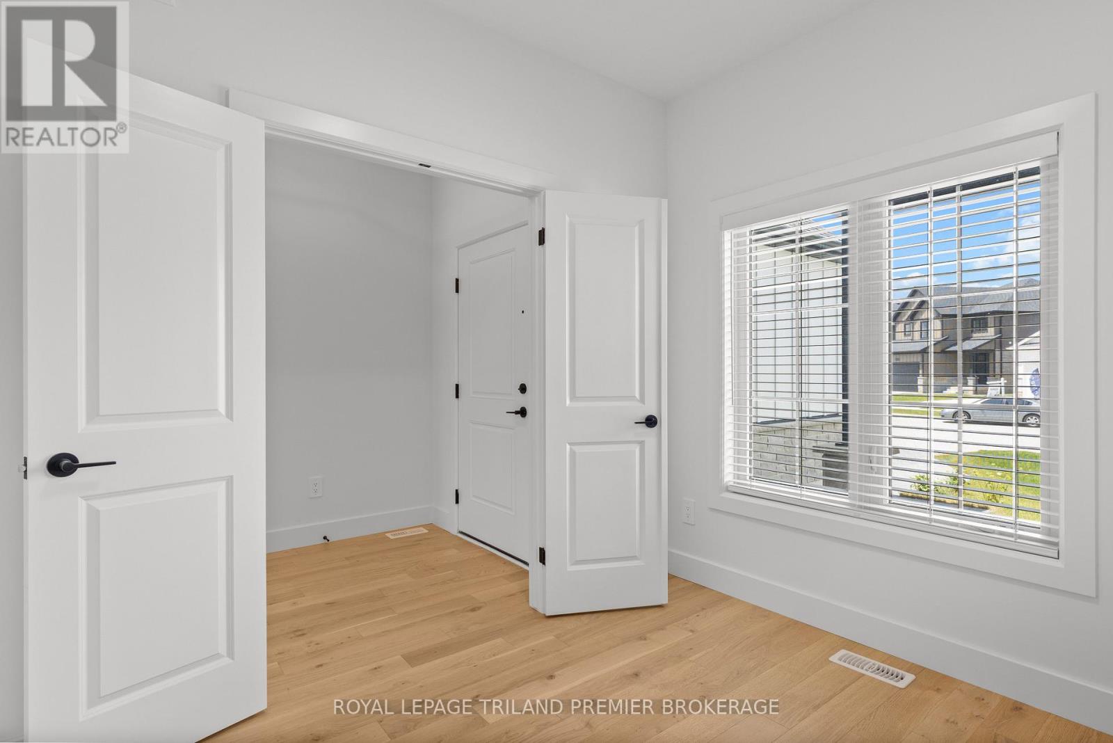 1346 BUSH HILL LINK - 5