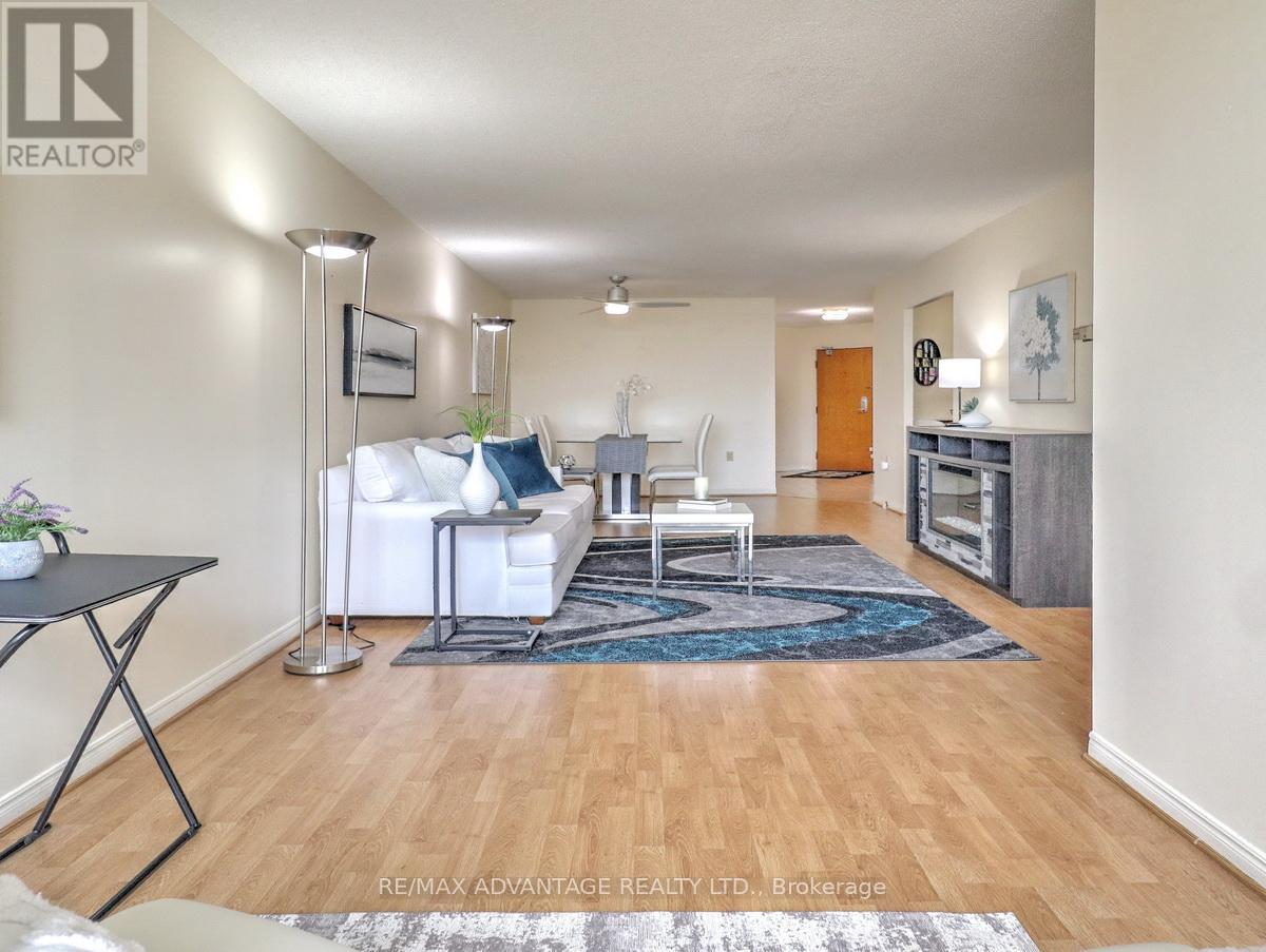 #304 695 RICHMOND STREET - 7