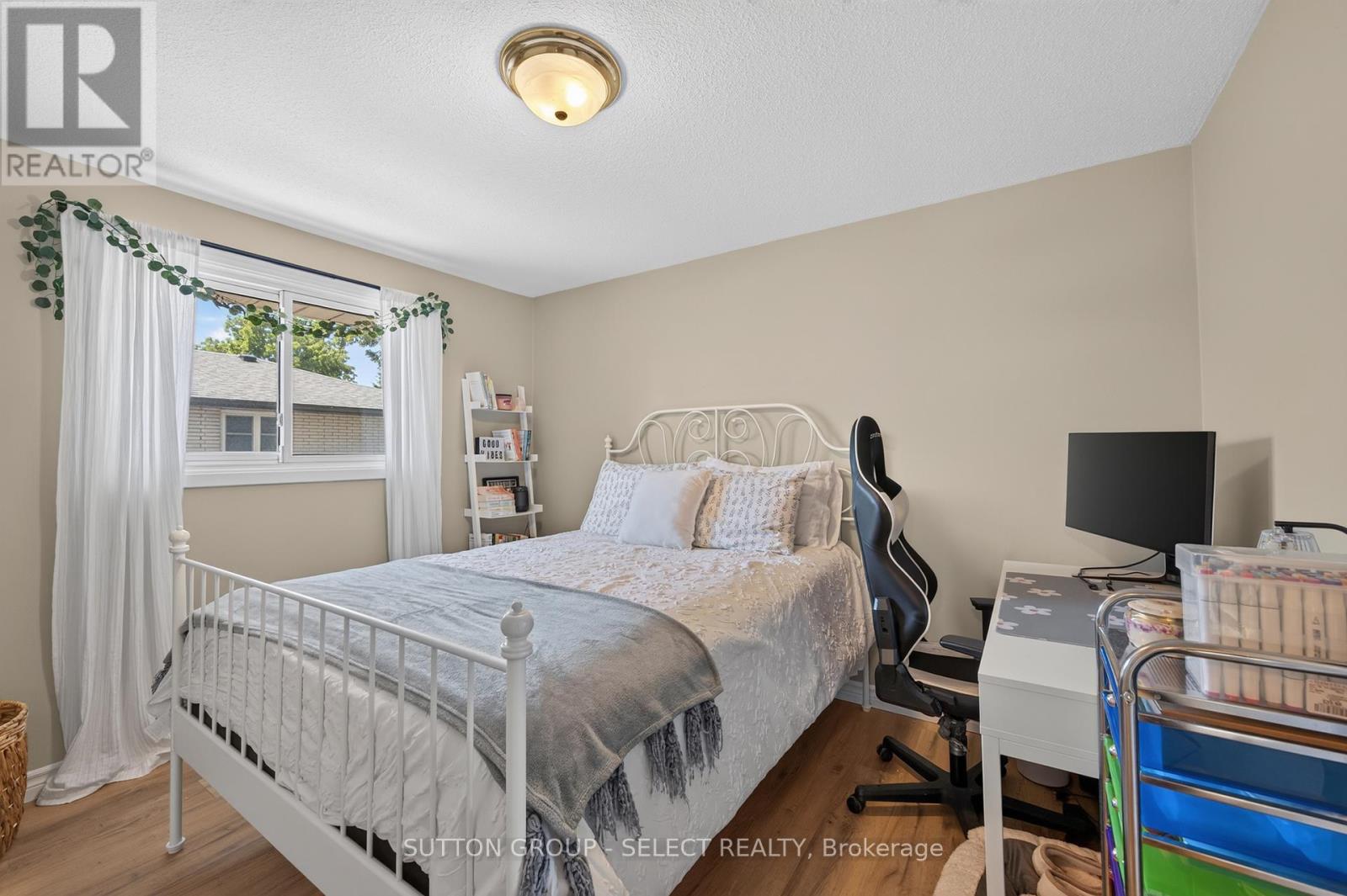 183-185 VANCOUVER STREET - 12