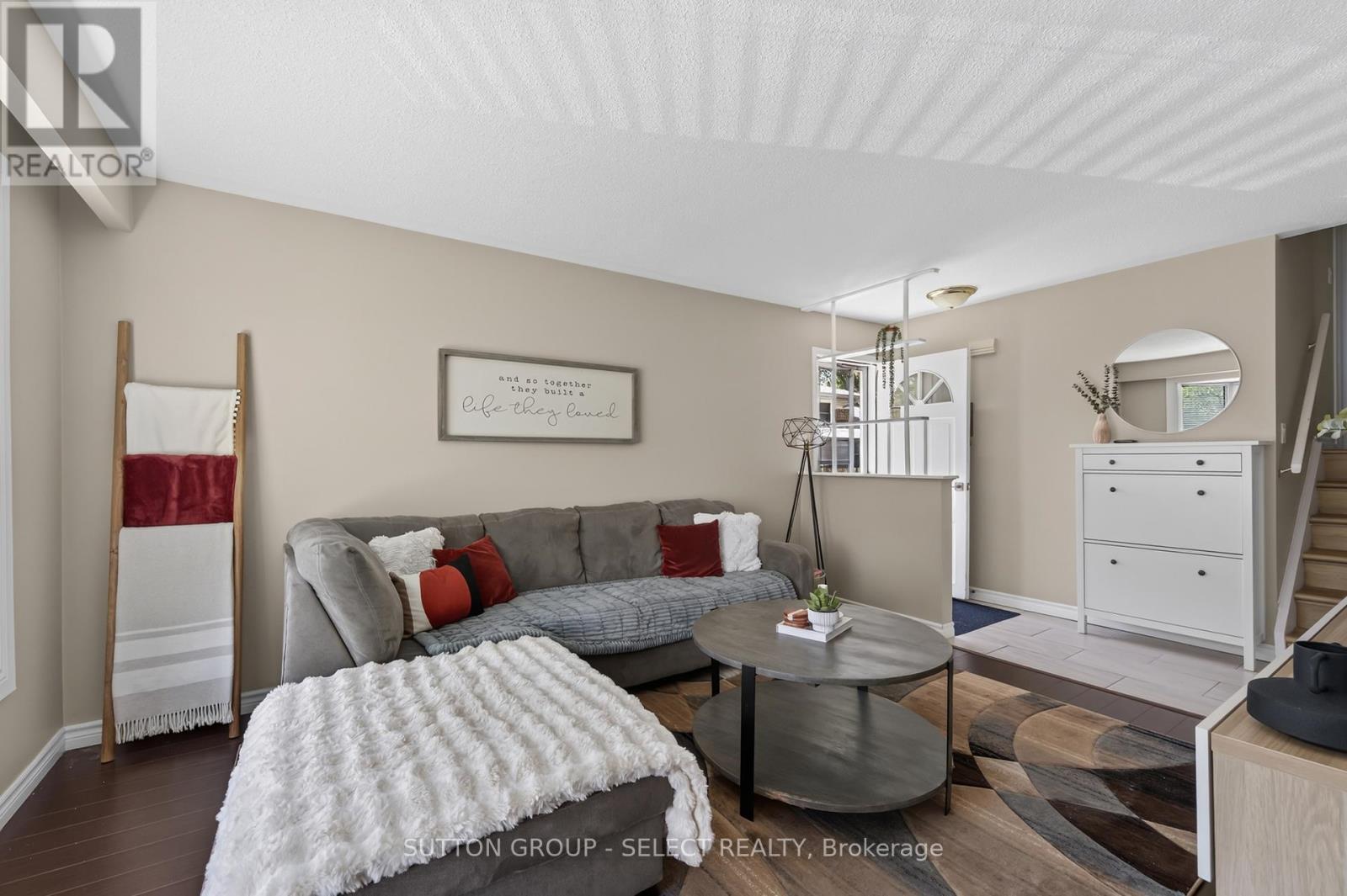 183-185 VANCOUVER STREET - 2