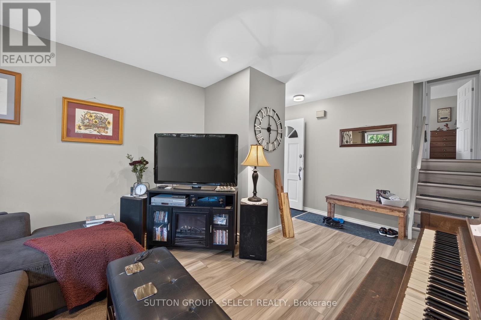 183-185 VANCOUVER STREET - 26