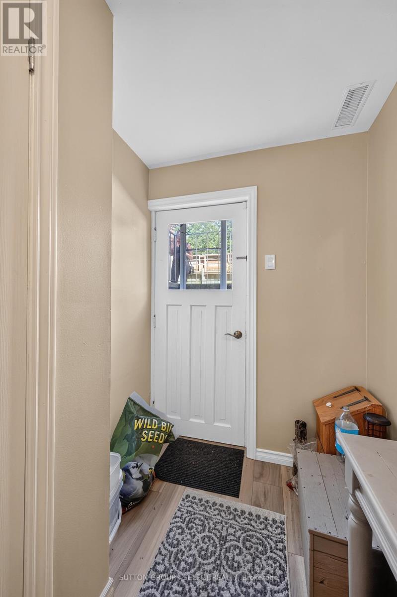 183-185 VANCOUVER STREET - 34