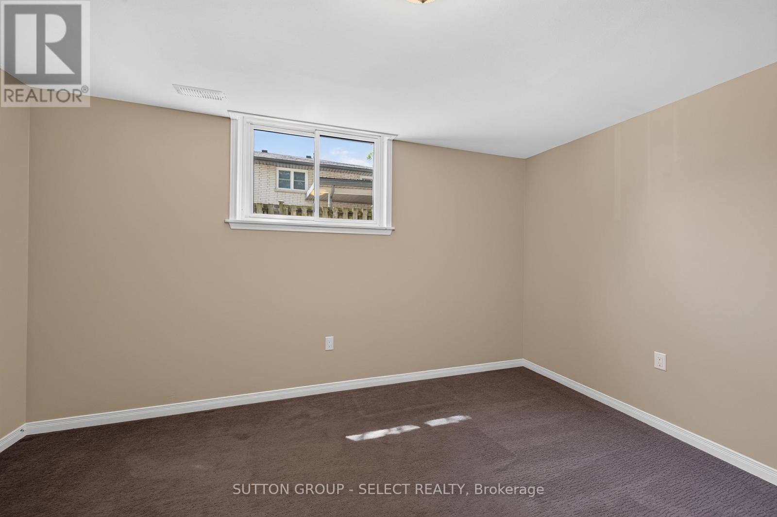 183-185 VANCOUVER STREET - 43